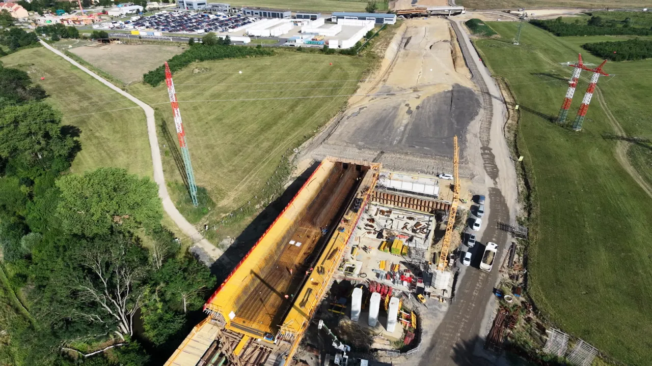 Cantiere a Praga ripreso dal drone