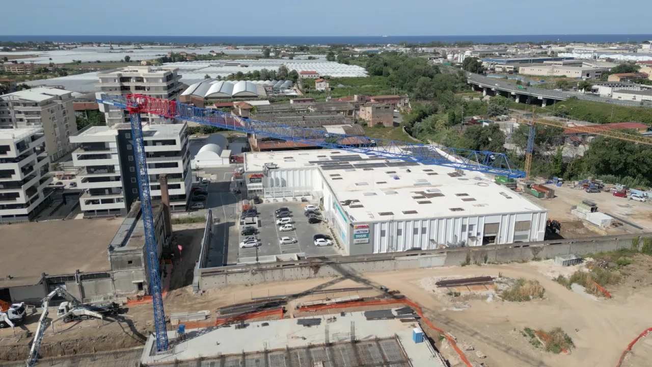 Cantiere a Salerno ripreso dal drone