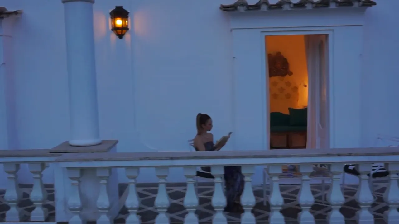 La terrazza di Villa Tre Ville la sera